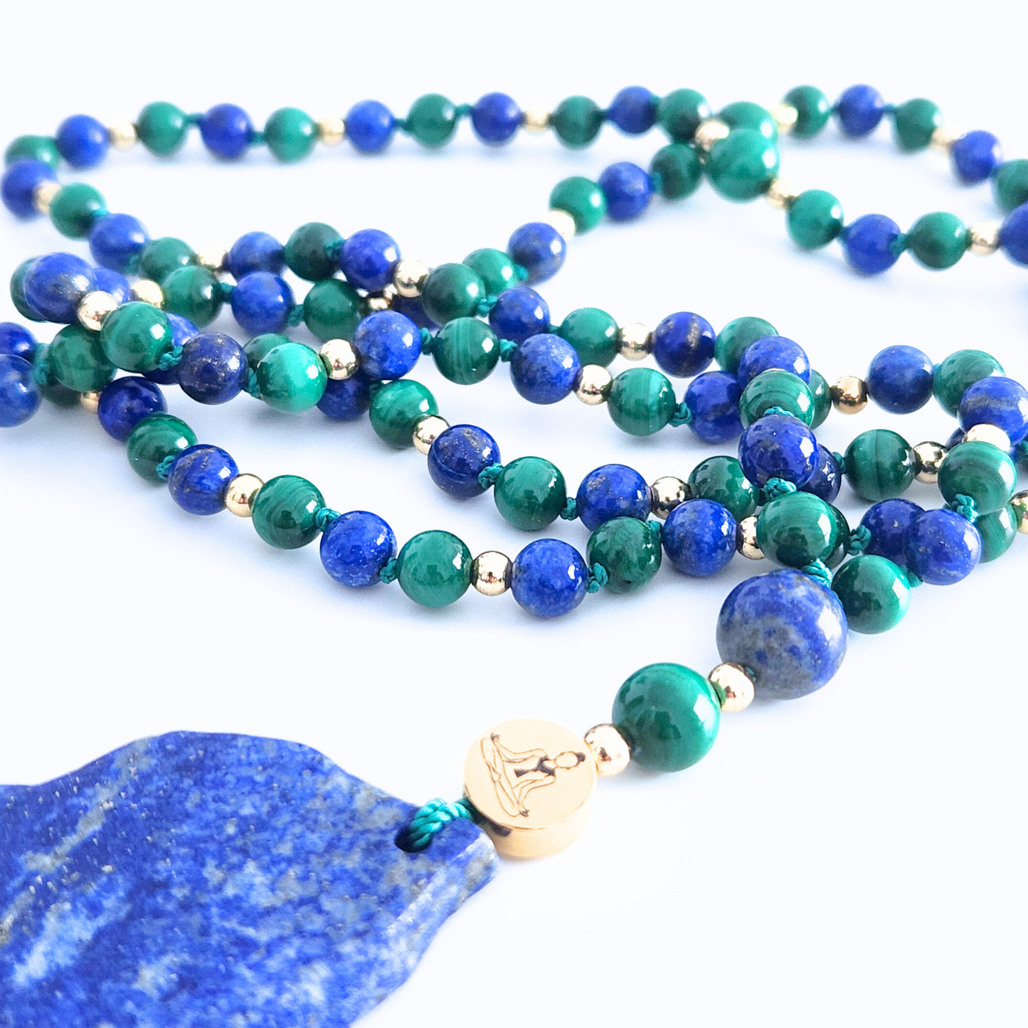 Mala en pierre naturelle de lapis-lazuli et malachite.