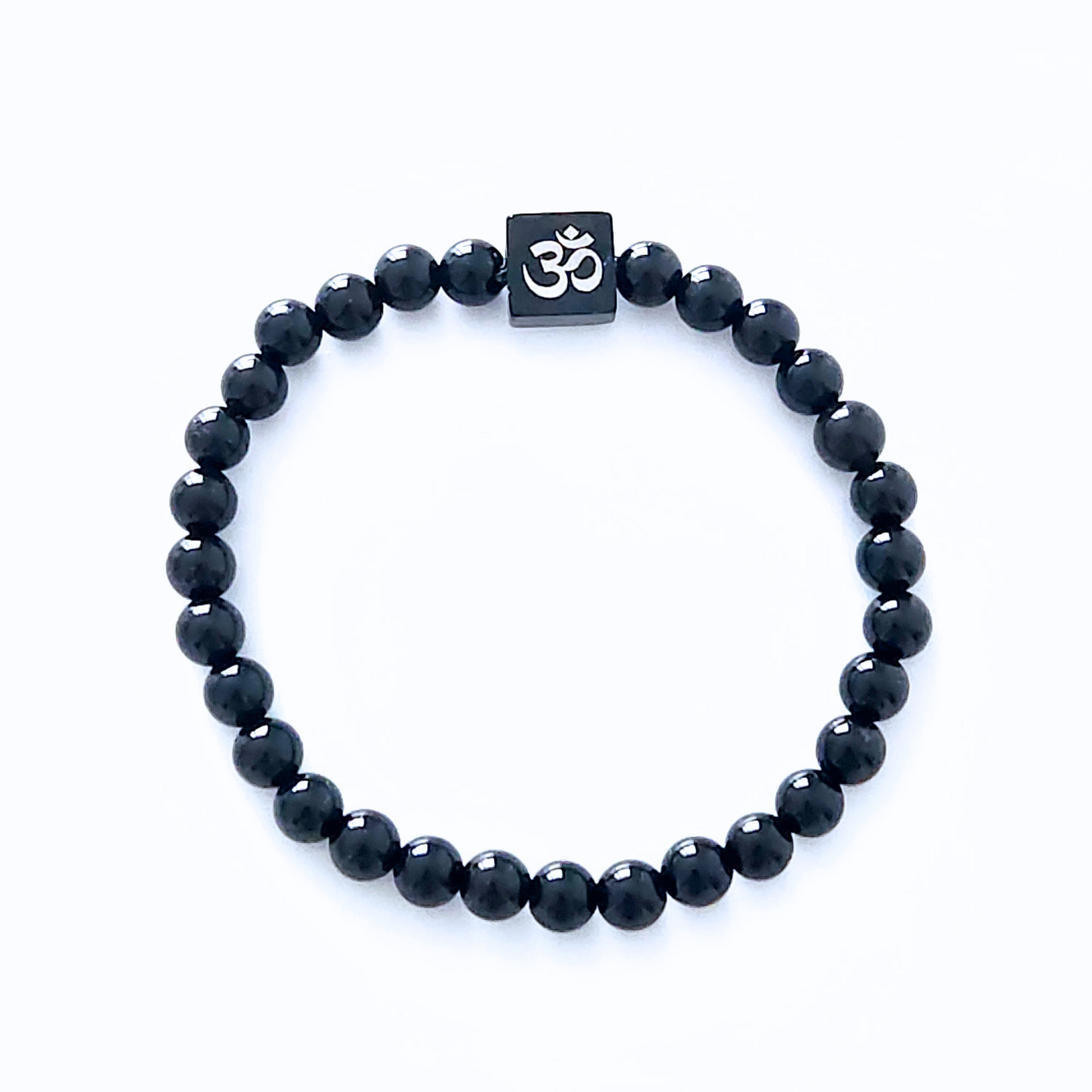 Bracelet pour homme en pierre naturelle d'onyx.