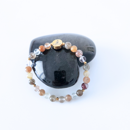 Bracelet pour femme en pierre naturelle de quartz rutilé.
