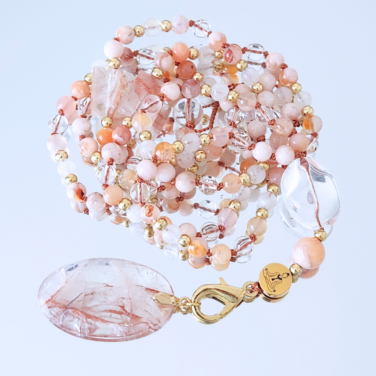 Mala en pierre naturelle d'agate fleur de cerisier, pierre de lune et quartz clair.