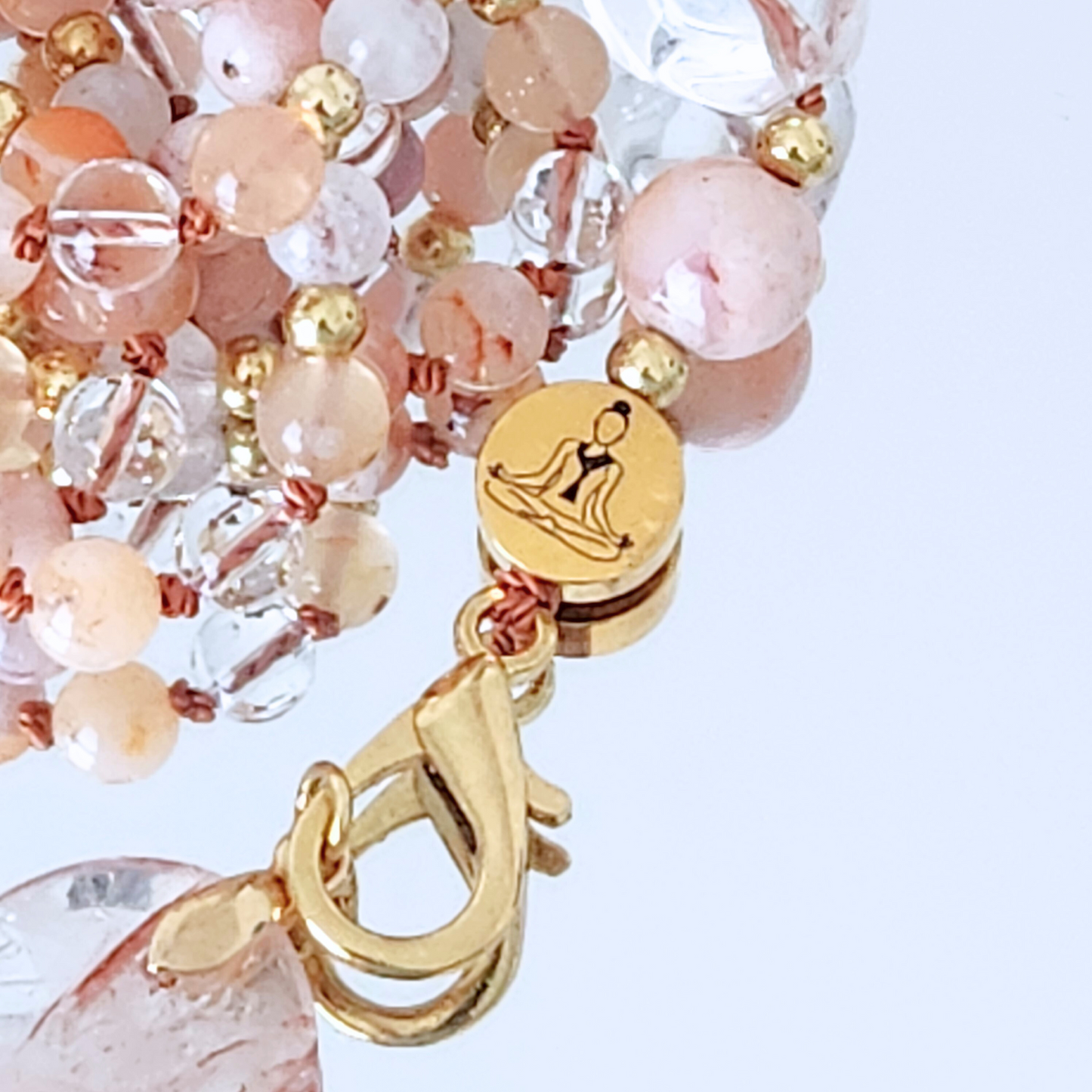 Mala en pierre naturelle d'agate fleur de cerisier, pierre de lune et quartz clair.