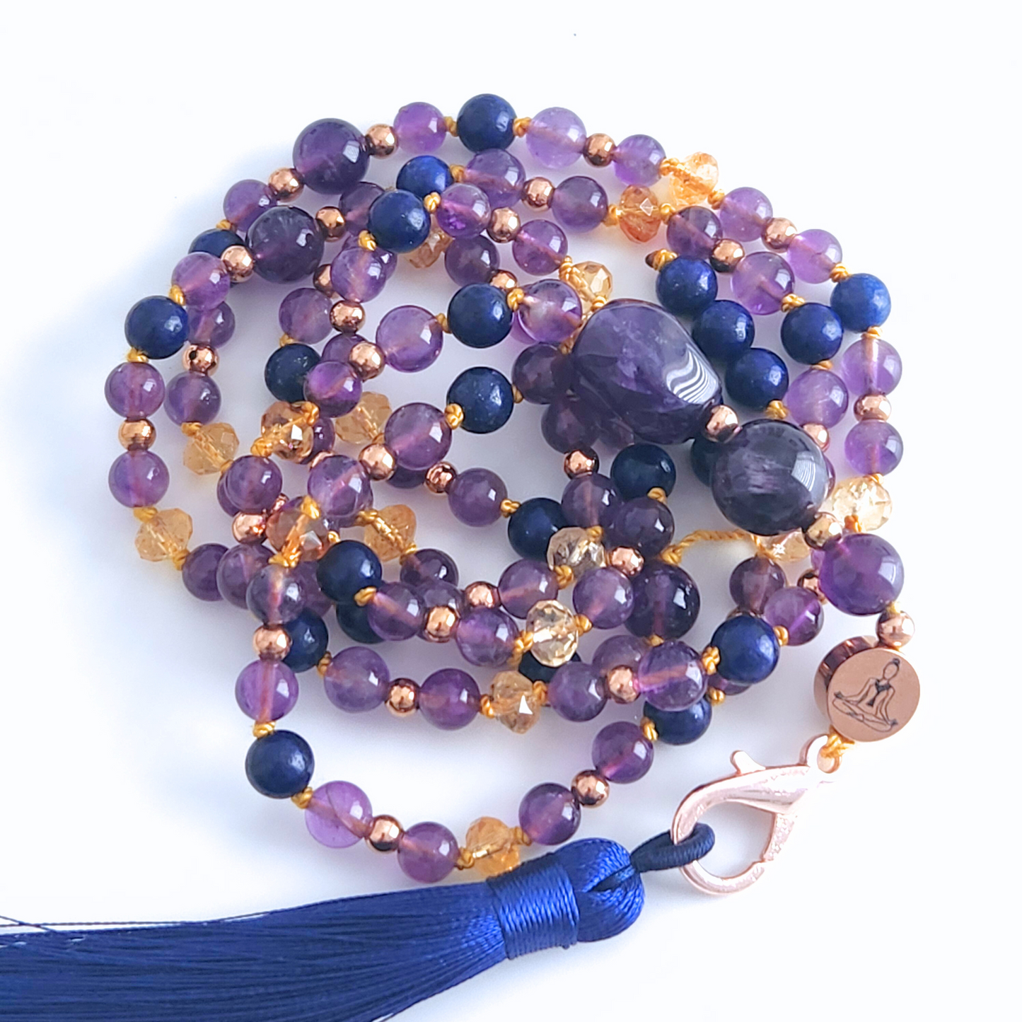 Mala en pierre naturelle d'améthyste, citrine et lapis-lazuli.