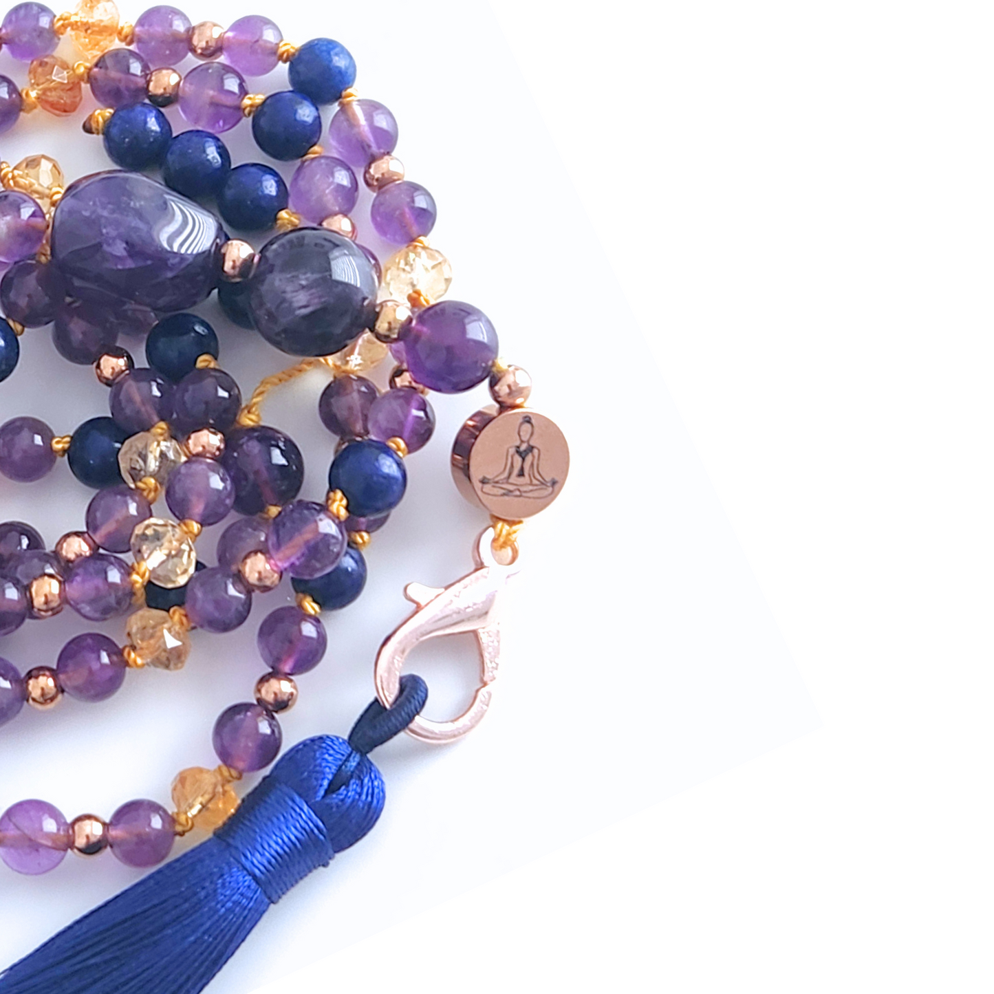 Mala en pierre naturelle d'améthyste, citrine et lapis-lazuli.