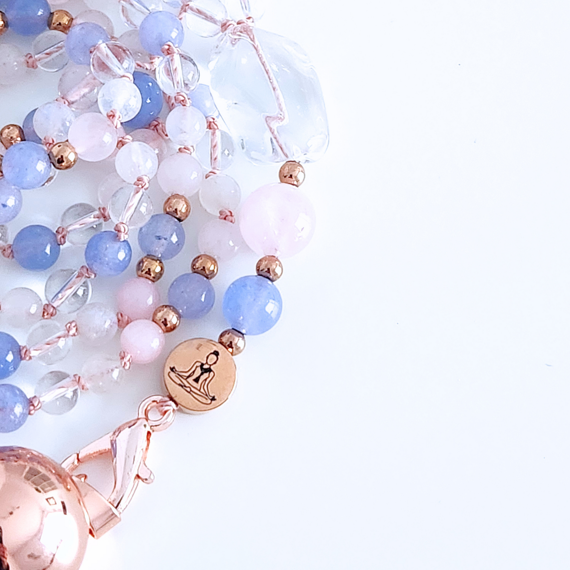 Mala bola de grossesse de 108 perles en pierre naturelle de quartz rose, aigue marine, pierre de lune et quartz clair de 6 mm pour future maman.